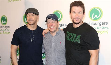 mark wahlberg bruder|Donnie Wahlberg Admits He and Brother Mark Wahlberg Should。